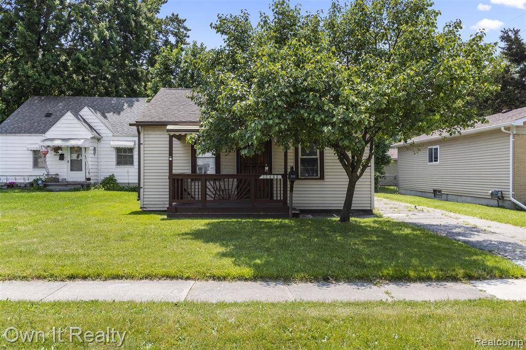 12408 Sarsfield Avenue, Clinton Twp, MI 48089