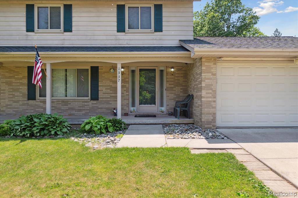 Flint, MI 48532,1337 Heathercrest Drive