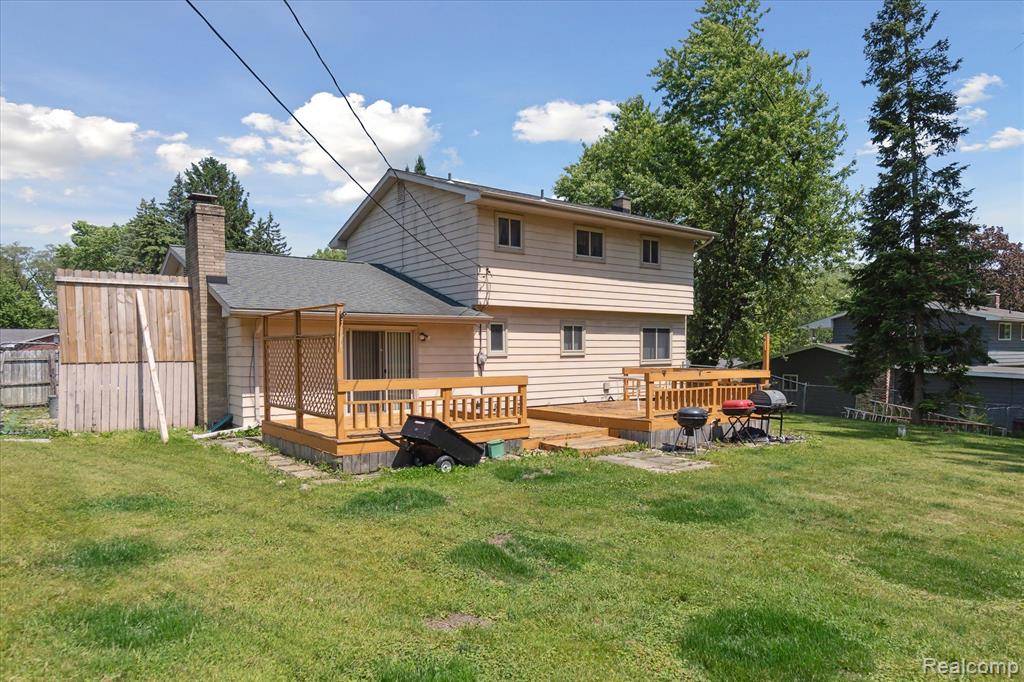 Flint, MI 48532,1337 Heathercrest Drive