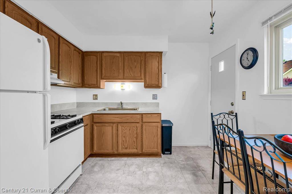 Taylor, MI 48180,23505 Baker Street