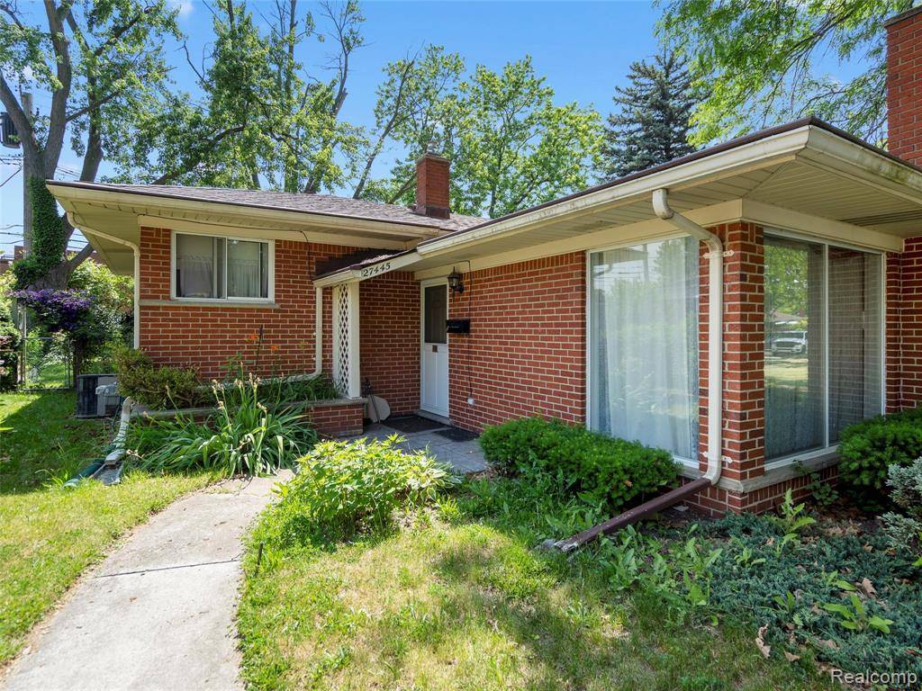 Livonia, MI 48154,27445 Buckingham Street