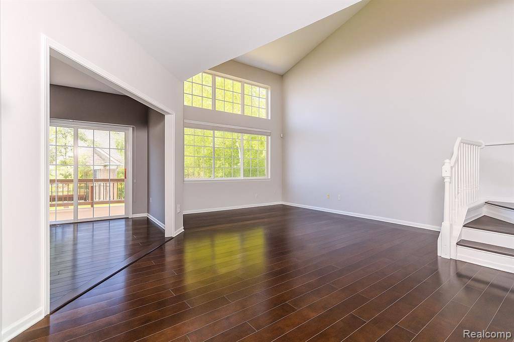 Novi, MI,41859 Mitchell Road