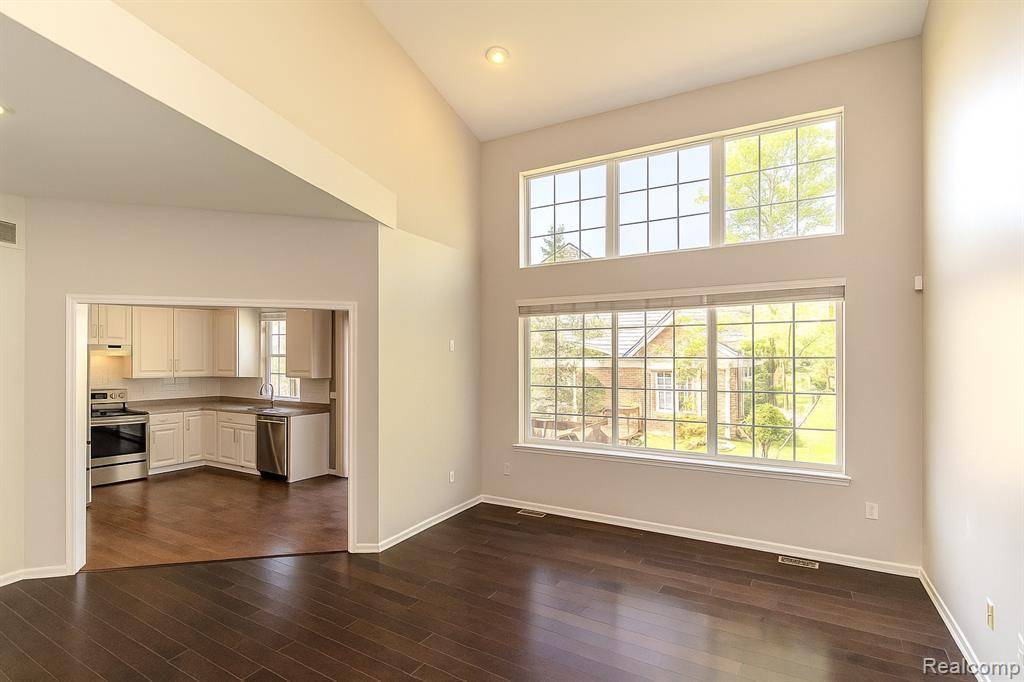 Novi, MI,41859 Mitchell Road