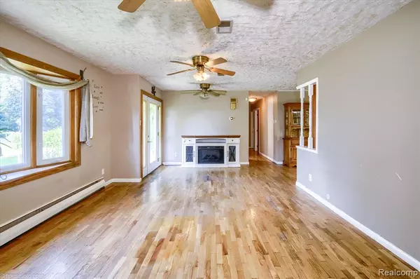 Lapeer, MI 48446,3293 W Oregon Road