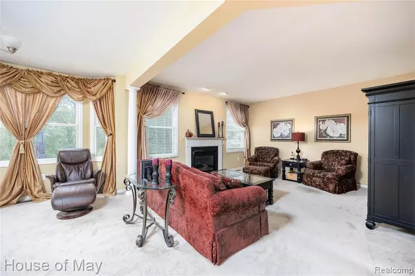 Commerce Twp, MI 48382,1768 Carriage Hill