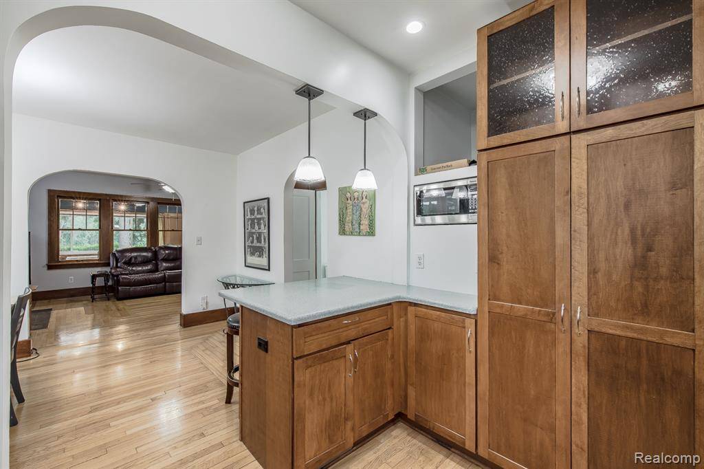 Lake Orion, MI 48362,284 W Clarkston Road