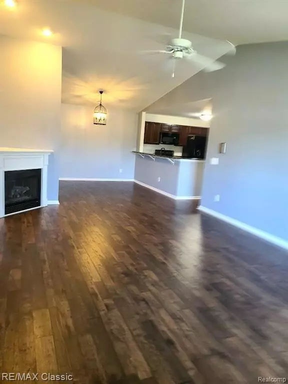 Warren, MI 48092,30018 HERITAGE Parkway