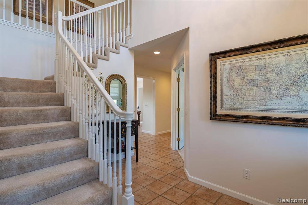 Plymouth, MI 48170,48671 Timber Crest Court