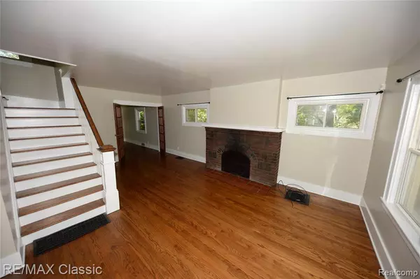 Ferndale, MI 48220,1924 Pinecrest Drive