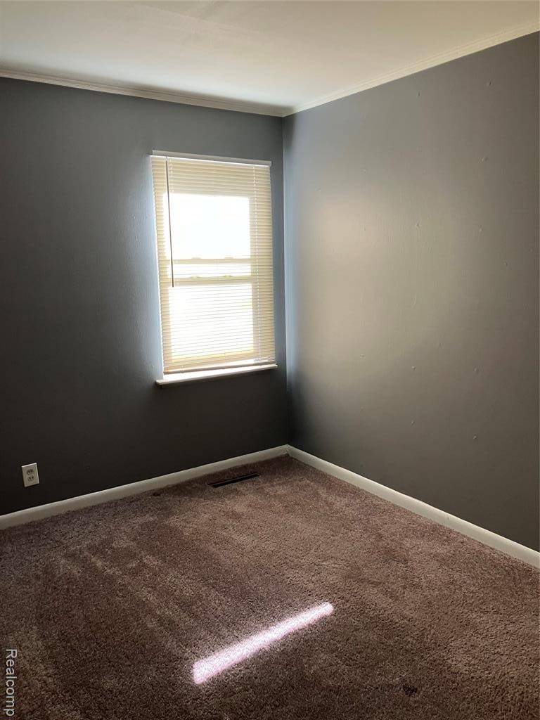Oak Park, MI 48237,22751 ROSEWOOD Street