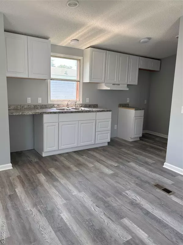 Flint, MI 48532,1524 Crescent Ln Dr Lot 49