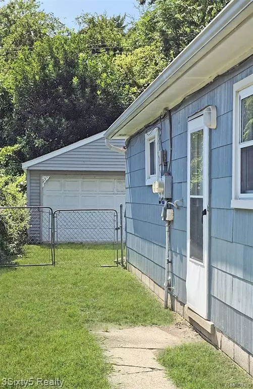 Taylor, MI 48180,11676 Pine Street
