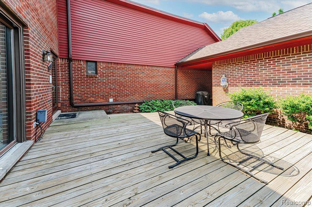 Clinton Twp, MI 48038,42134 Toddmark Lane