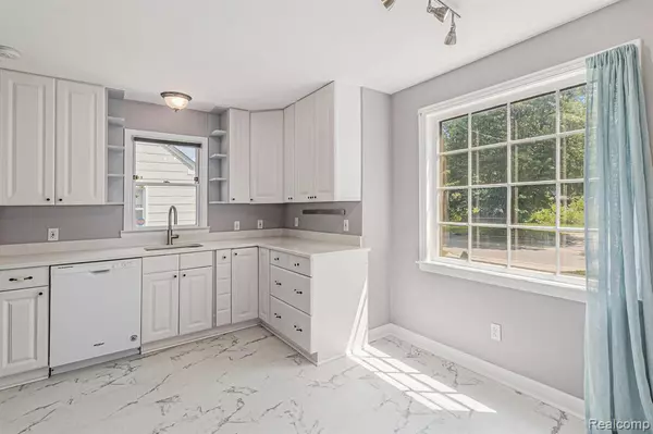 Ypsilanti, MI 48198,815 N Prospect Road