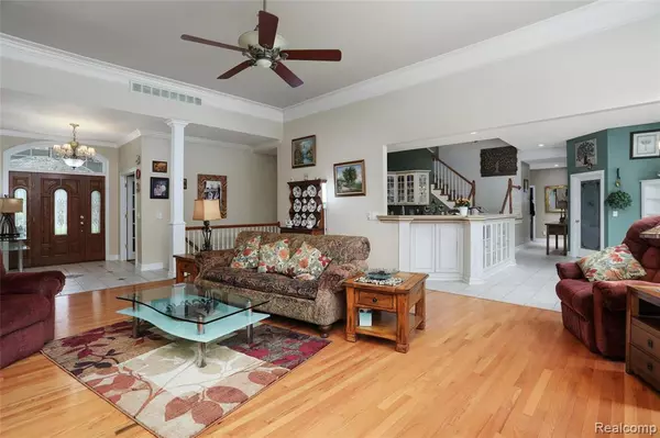 Leonard, MI 48367,4245 Whittier Lane