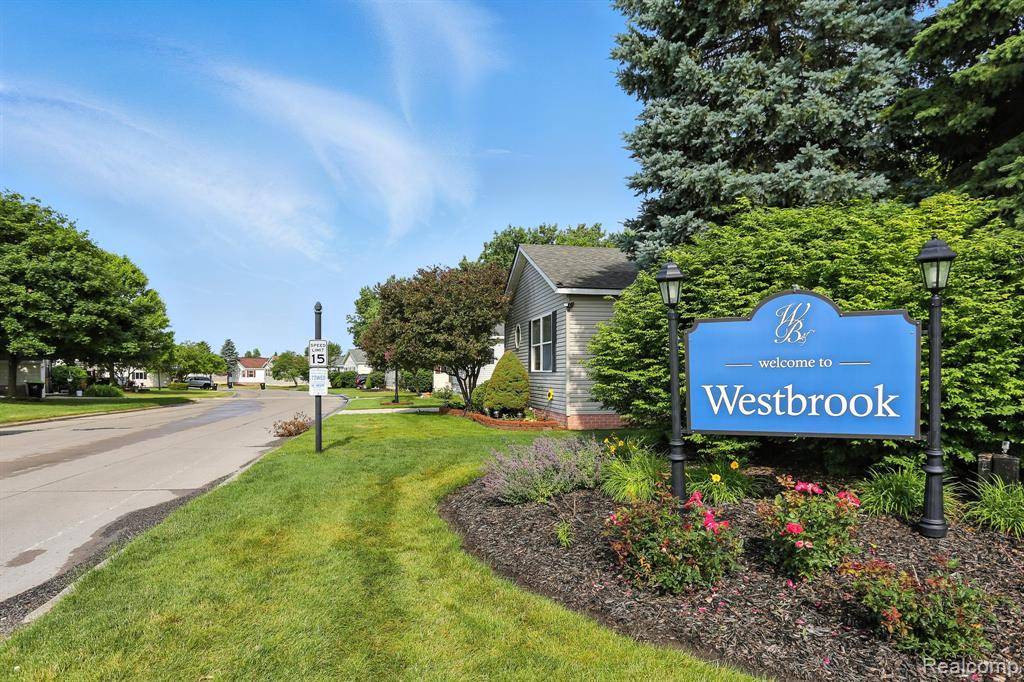 Macomb, MI 48044,45501 Labelle Drive