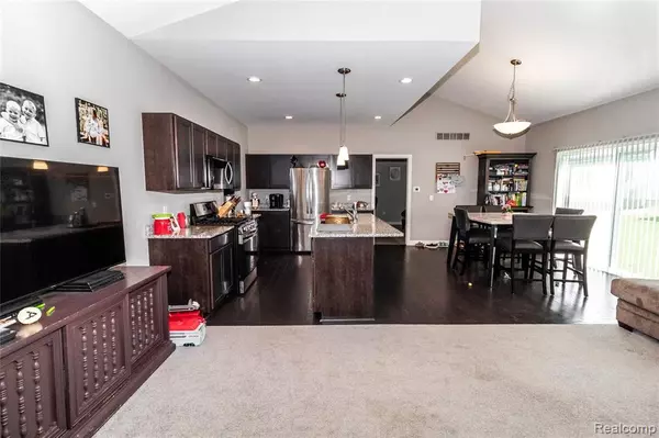 Lapeer, MI 48446,1408 Lincoln Street