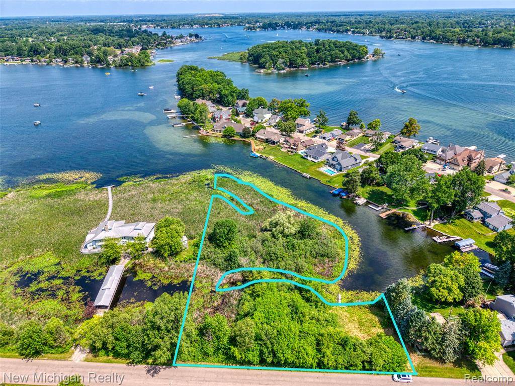 VL Crane Road, Fenton, MI 48430