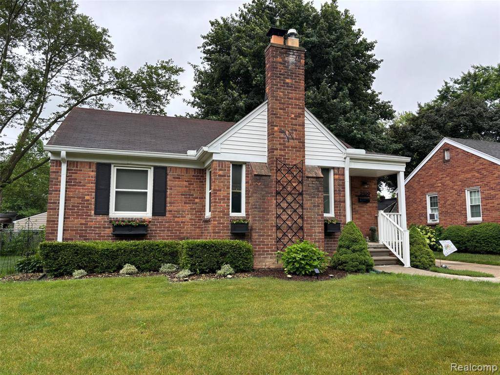 2329 Earlmont Road, Berkley, MI 48072