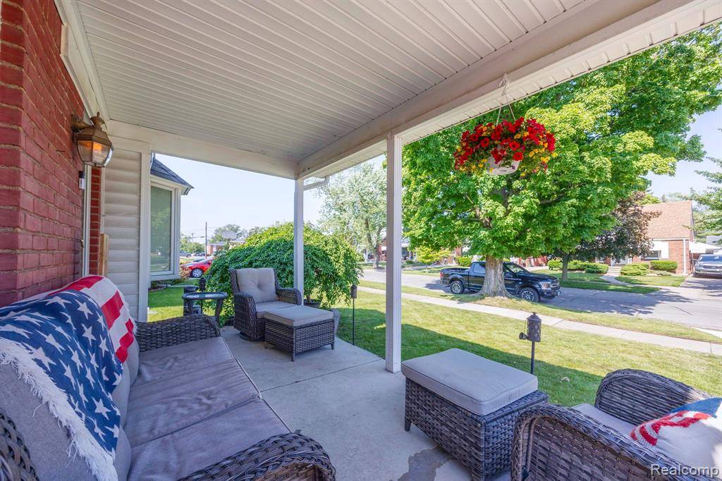 Wyandotte, MI 48192,1040 17th Street