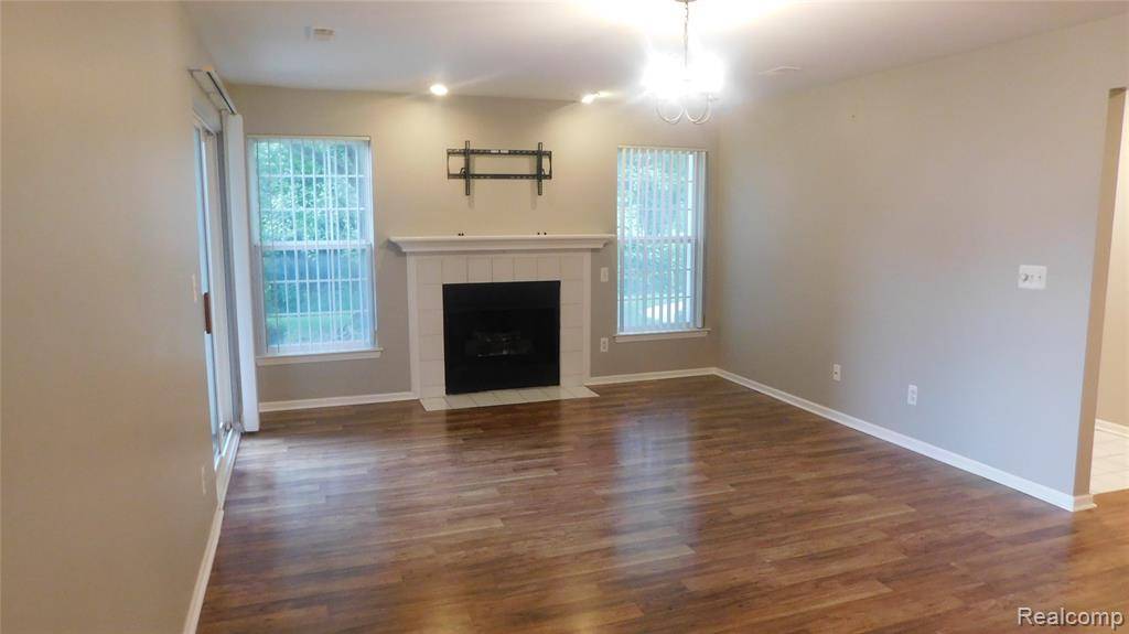 Sterling Heights, MI 48314,44850 MARIGOLD Drive