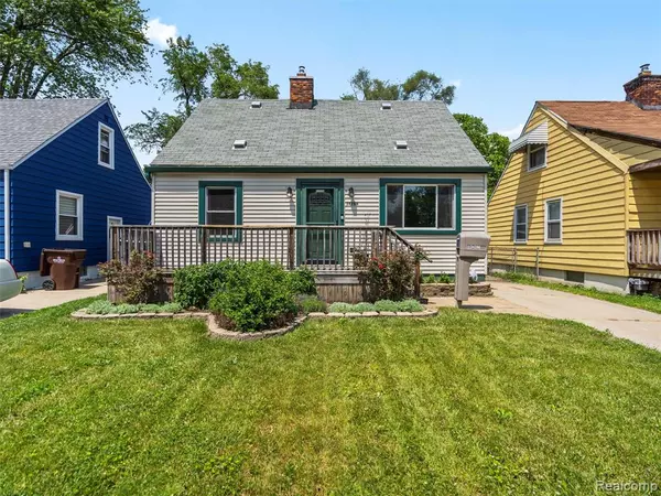 34286 Glover Street,  Wayne,  MI 48184