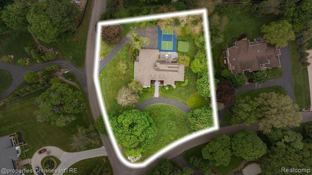 Bloomfield Hills, MI 48302,4889 ARDMORE Drive