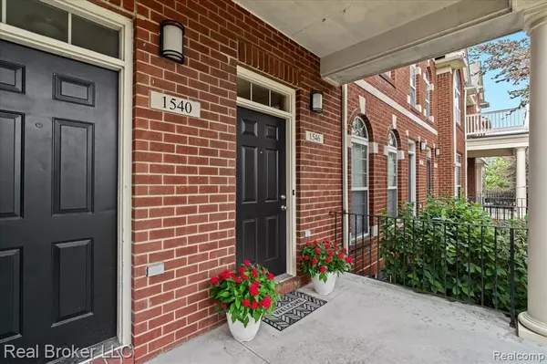 Troy, MI 48084,1546 Devon Lane