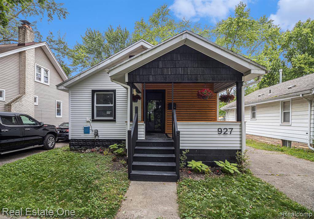 927 N LAFAYETTE Avenue, Royal Oak, MI 48067