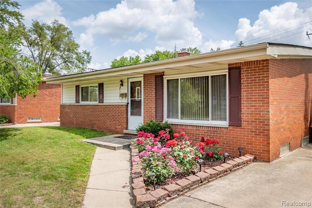 8311 Gulley Street, Taylor, MI 48180