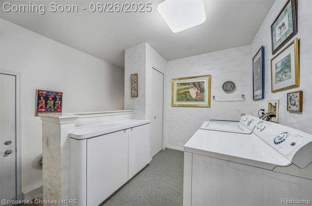 West Bloomfield, MI,7569 Danbury Circle
