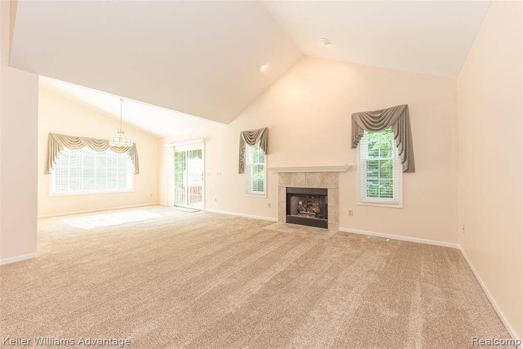 Howell, MI 48843,221 Victoria Park Court