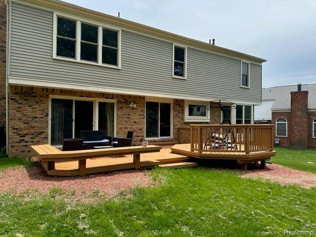 Rochester Hills, MI 48306,1141 Sandy Ridge Drive