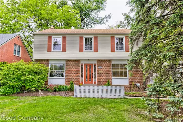 1012 W 12 MILE Road, Royal Oak, MI 48073