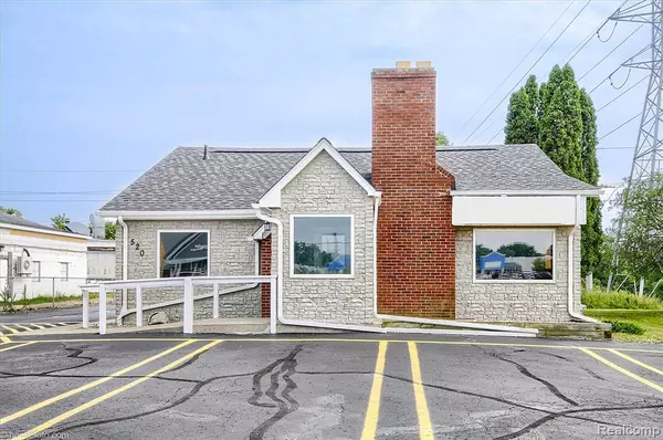 520 Imlay City Road, Lapeer, MI 48446