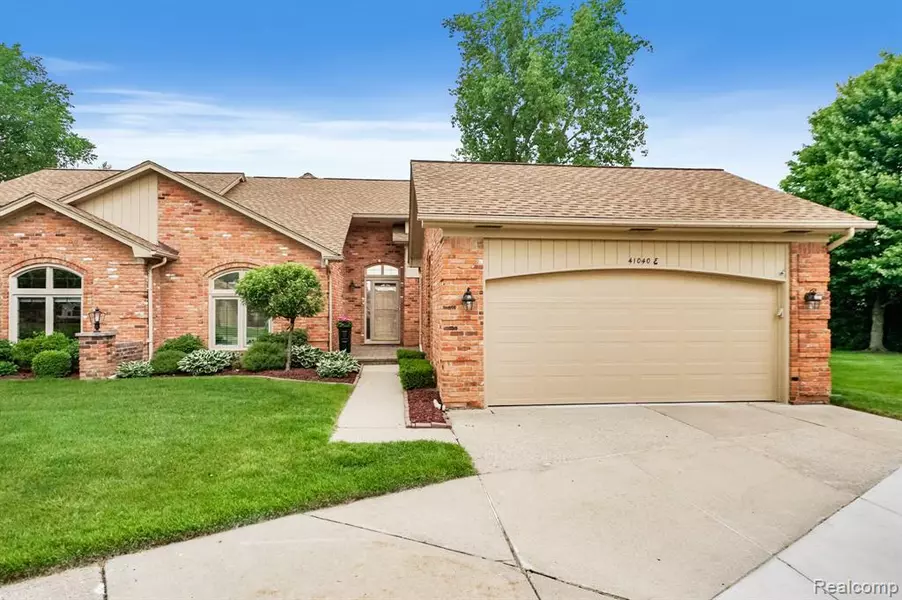 41040 E Rosewood Drive, Clinton Twp, MI 48038