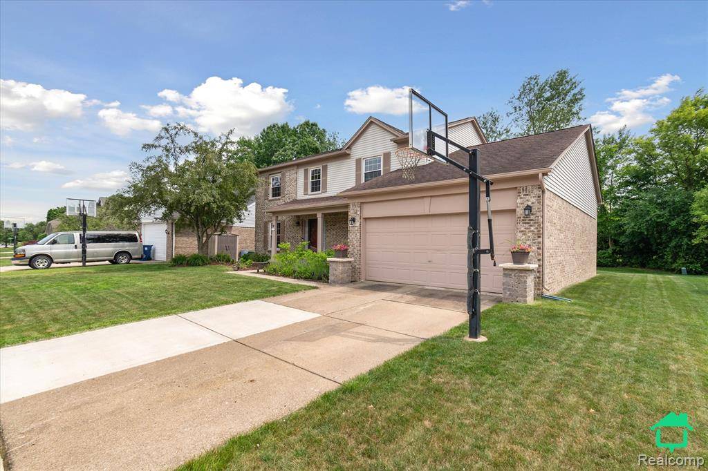 Canton, MI 48187,45997 Larchmont Drive