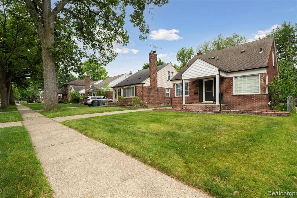 Dearborn, MI 48128,1333 N Franklin Street