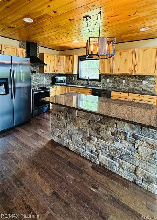 Middleville, MI 49333,3199 N Loop Court