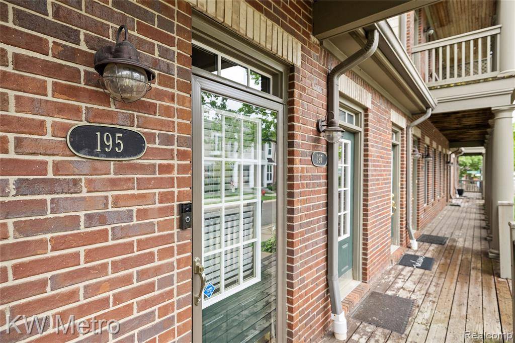 Auburn Hills, MI 48326,195 Jotham Ave