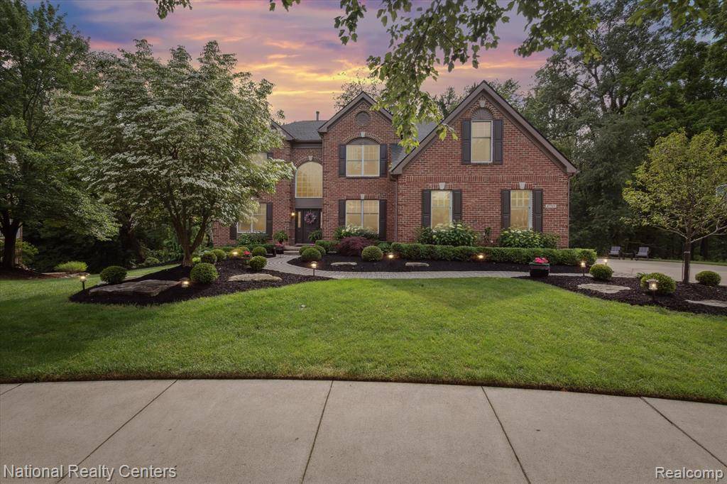 47769 Aberdeen Drive, Novi, MI