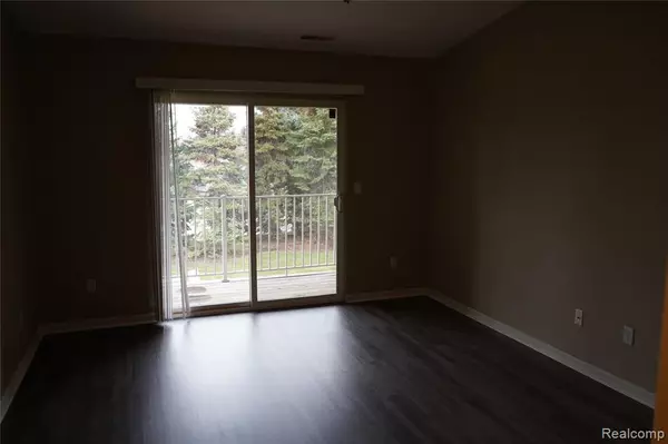 Sterling Heights, MI 48313,44036 RUSHCLIFFE Drive