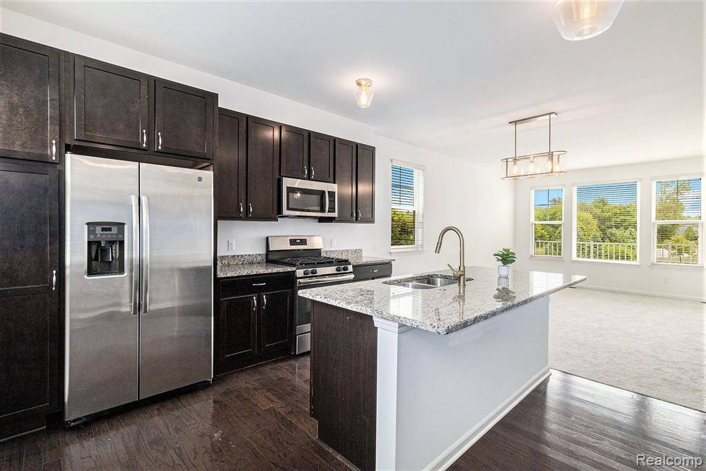 Wixom, MI 48393,478 N Wixom Road