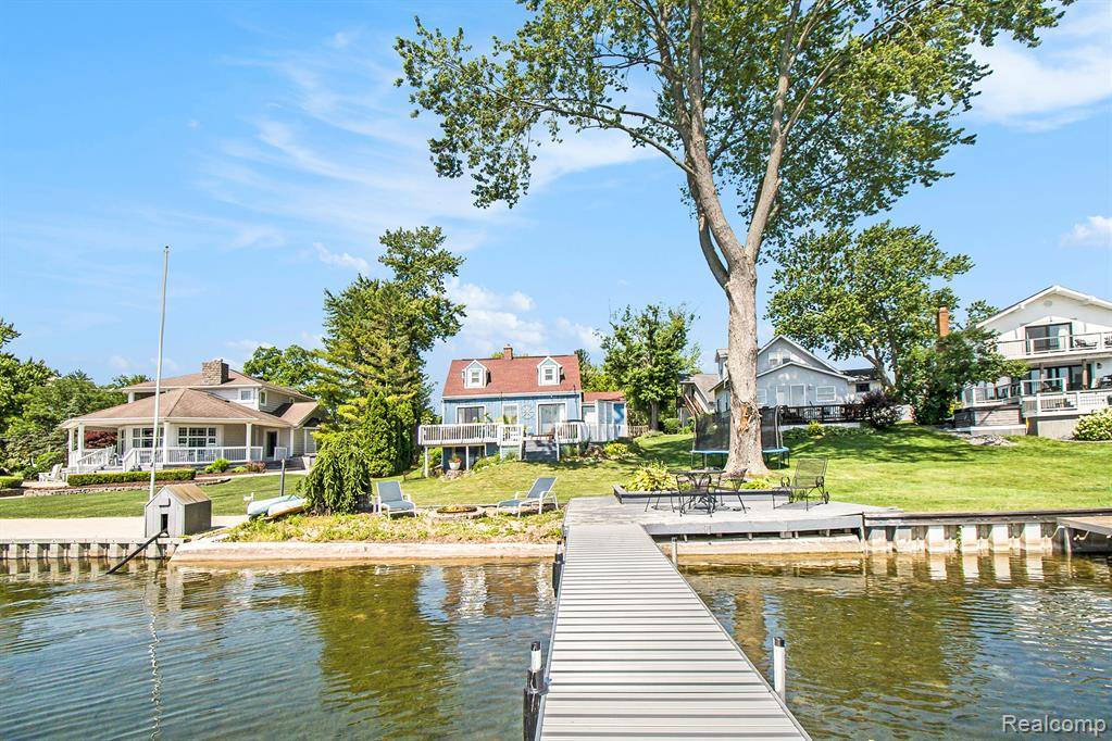 Fenton, MI 48430,11501 Torrey Road