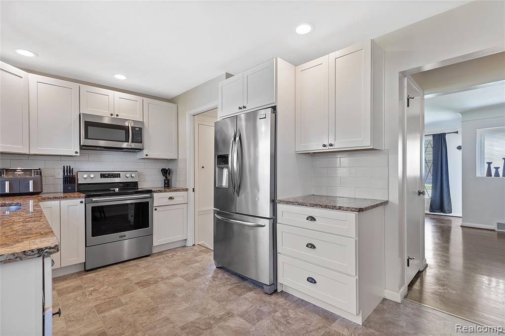 Eastpointe, MI 48021,19045 Morningside Avenue