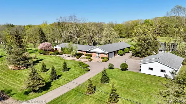 South Lyon, MI 48178,22340 NATASHA Lane