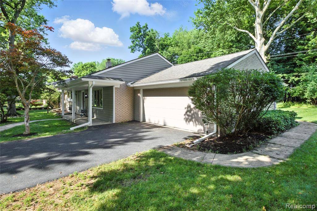 Bloomfield Hills, MI 48302,5340 Van Ness Drive