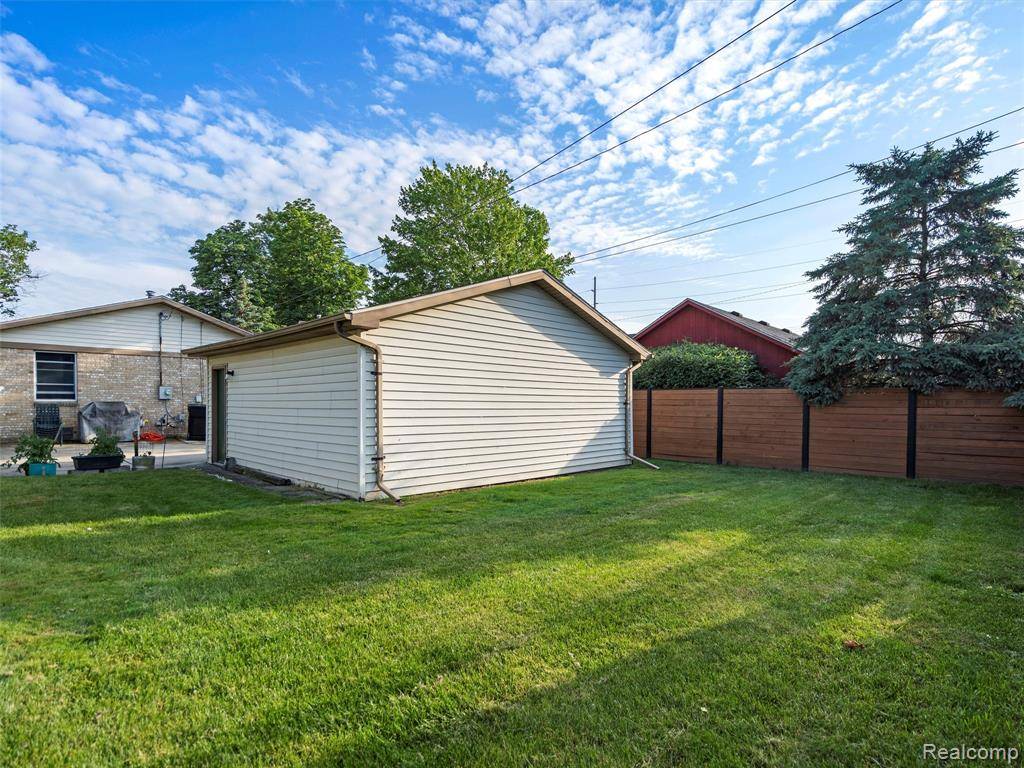 Wyandotte, MI 48192,436 Orchard Street