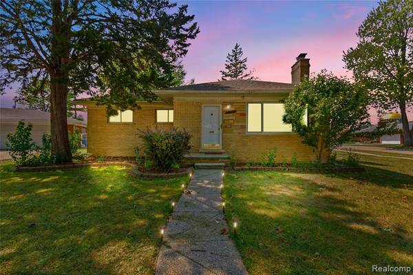 29150 GERALDINE Court, Warren, MI 48093