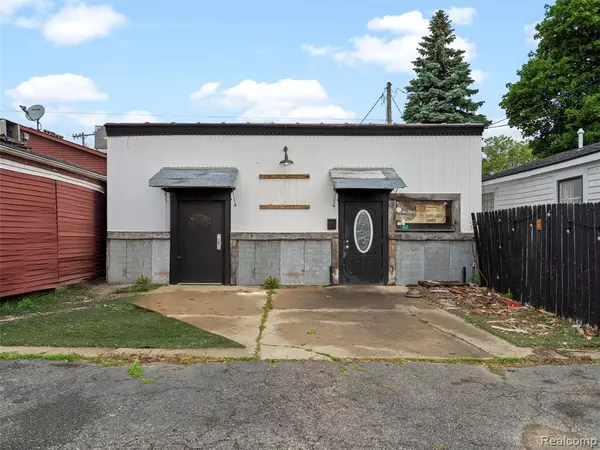 Romeo, MI 48065,221 N Bailey Street